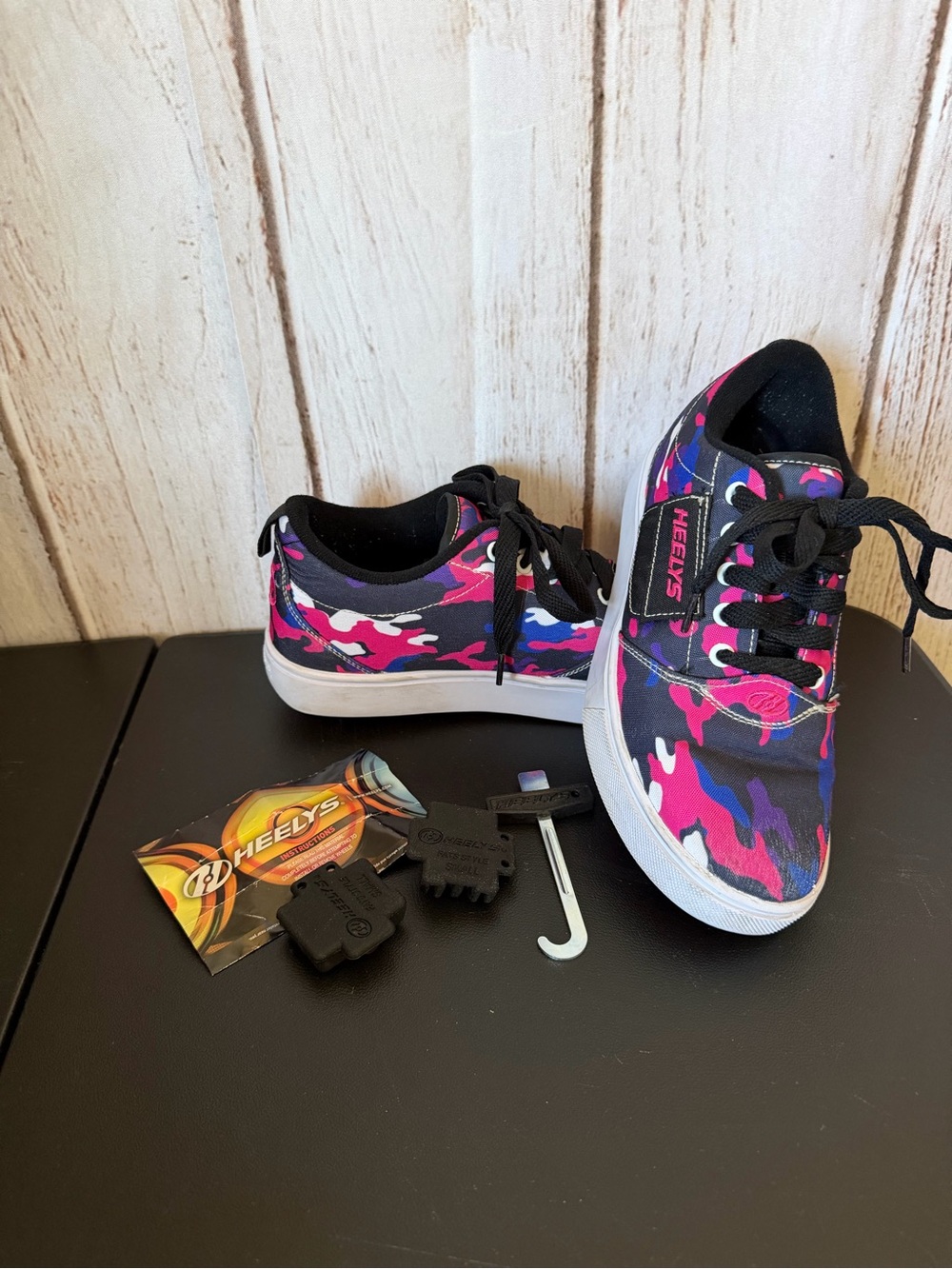 Heelys Youth Size 6 Pink Blue Camo Roller Shoes with Tool